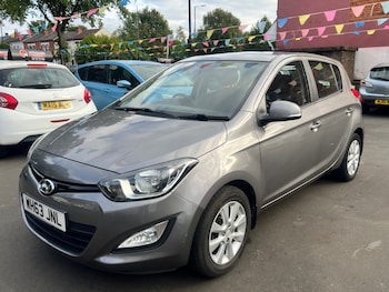 Hyundai - i20