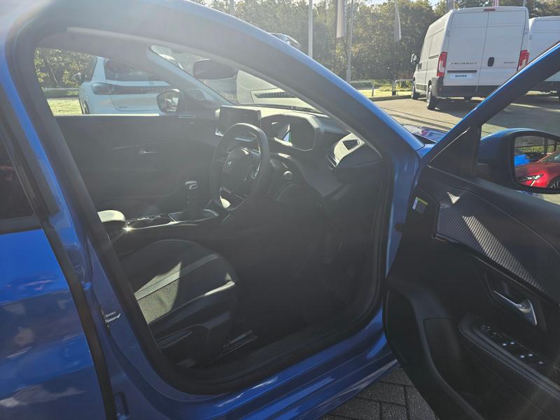Used Peugeot 208 2021 for sale - 76101749: Photo 10