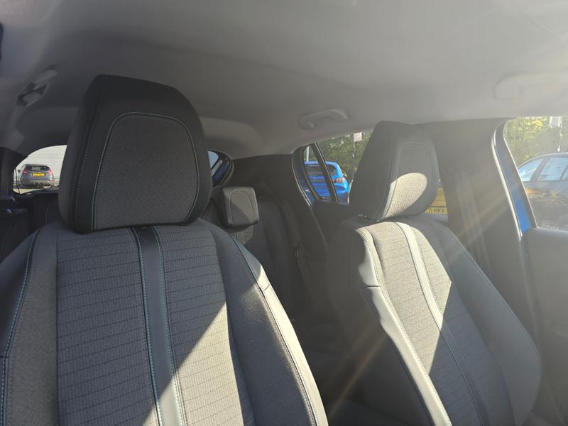 Used Peugeot 208 2021 for sale - 76101749: Photo 28