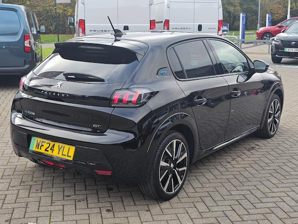 Used Peugeot E-208 2024 for sale - 76266132: Photo 7