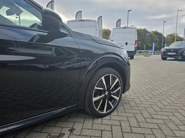 Used Peugeot E-208 2024 for sale - 76266132: Photo 9