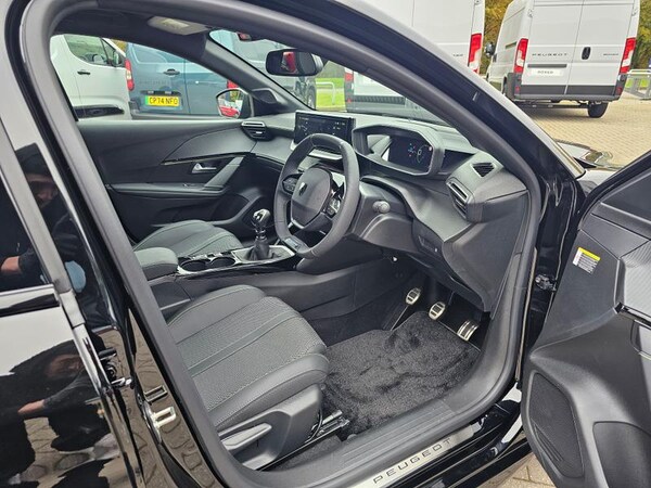 Used Peugeot 208 2025 for sale - 76290310: Photo 11