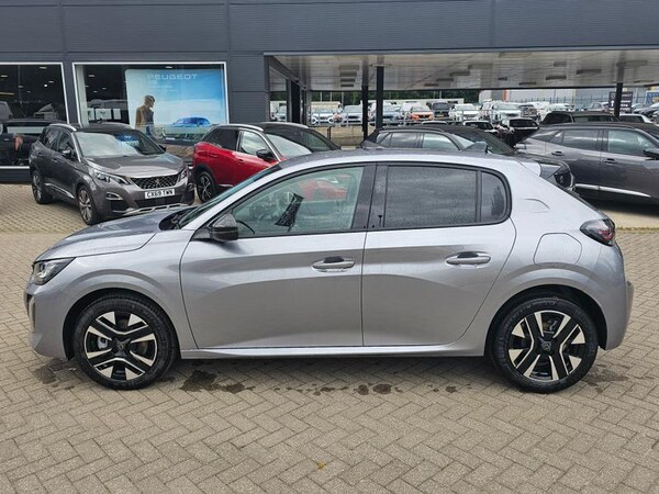 Used Peugeot 208 2025 for sale - 75632717: Photo 4