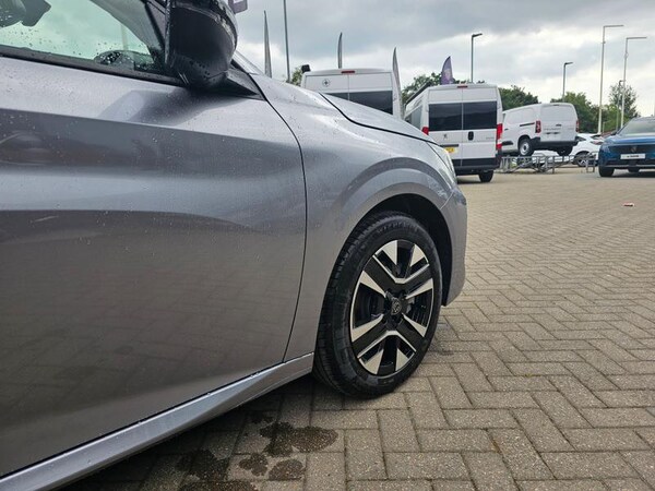 Used Peugeot 208 2025 for sale - 75632717: Photo 9