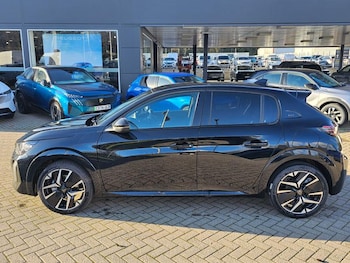 Used Peugeot 208 2025 for sale - 76641088: Photo