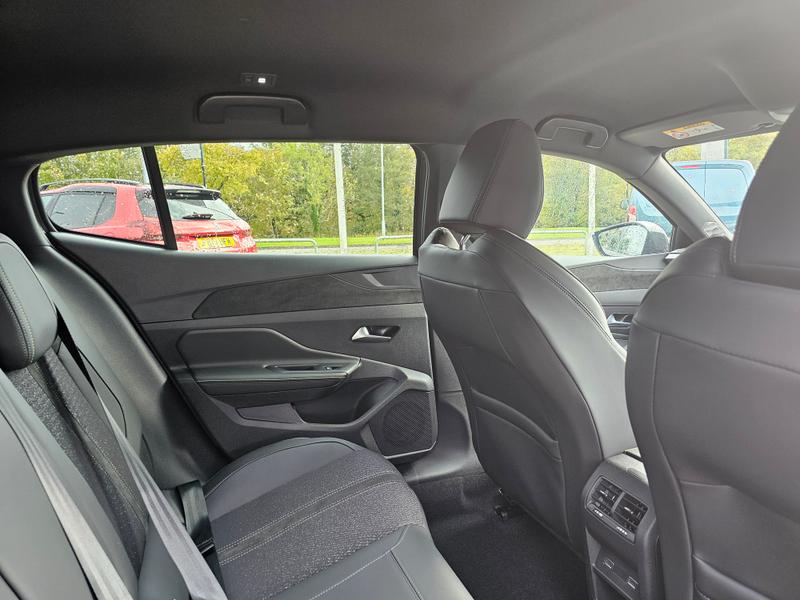 Used Peugeot 408 2025 for sale - 76209433: Photo 32