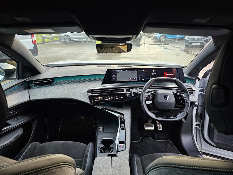 Used Peugeot 3008 2024 for sale - 76797103: Photo 32