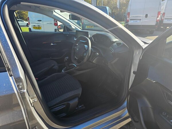 Used Peugeot 208 2023 for sale - 76266008: Photo 11