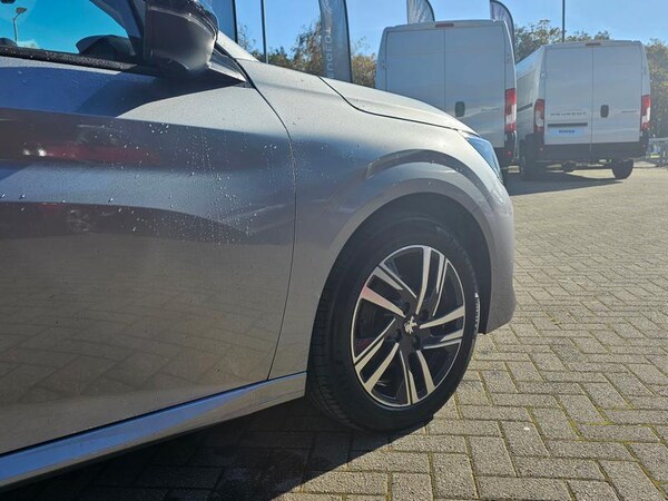 Used Peugeot 208 2023 for sale - 76266008: Photo 9