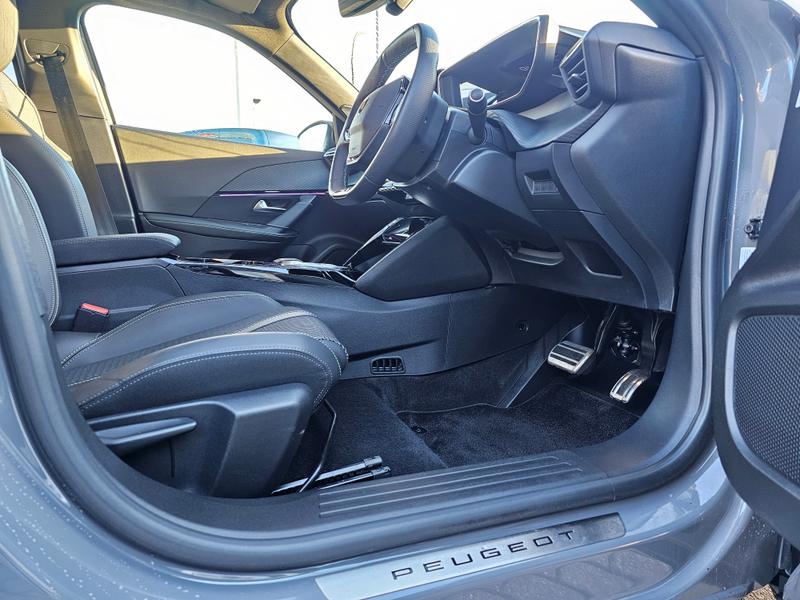 Used Peugeot 2008 2023 for sale - 76960836: Photo 12