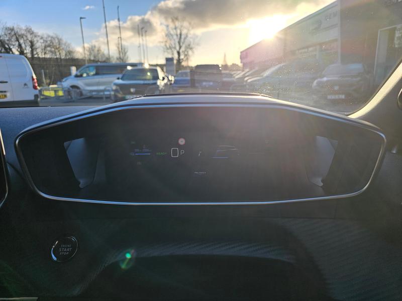 Used Peugeot 2008 2023 for sale - 76960836: Photo 15