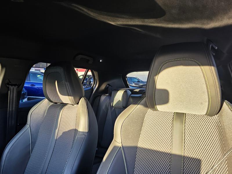 Used Peugeot 2008 2023 for sale - 76960836: Photo 29