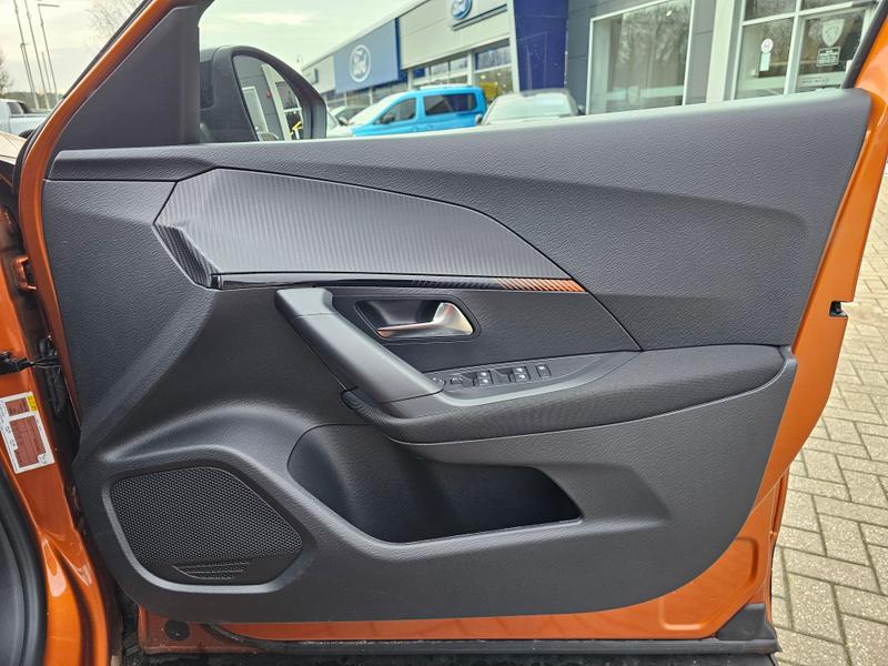 Used Peugeot 2008 2023 for sale - 77036897: Photo 12