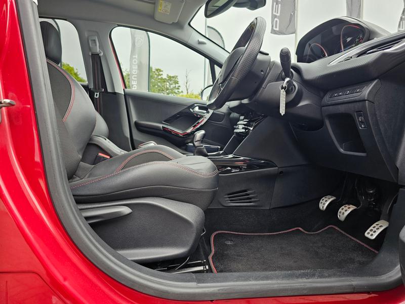 Used Peugeot 2008 2016 for sale - 76008652: Photo 12
