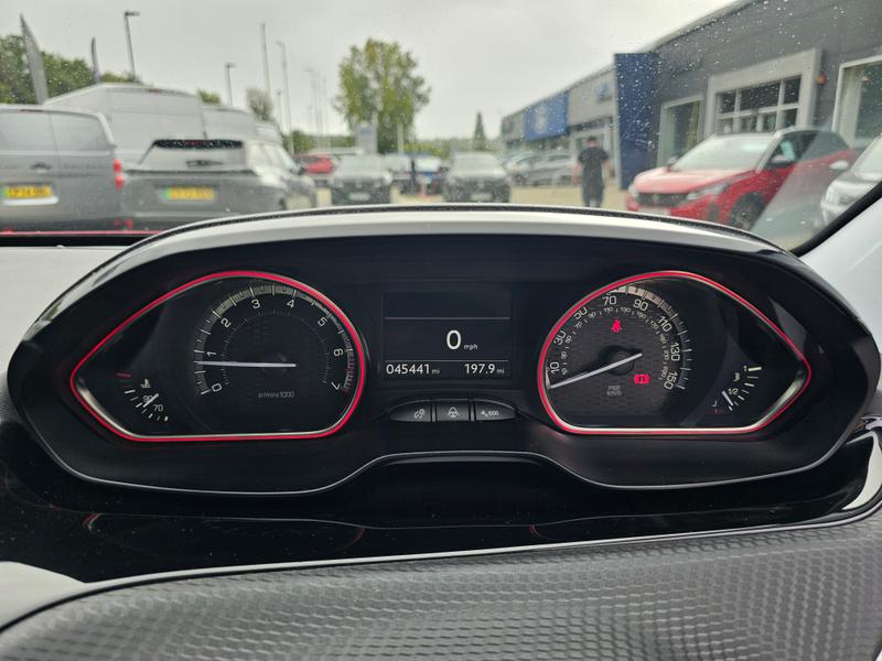 Used Peugeot 2008 2016 for sale - 76008652: Photo 14