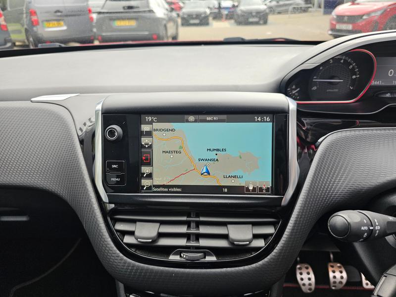 Used Peugeot 2008 2016 for sale - 76008652: Photo 18