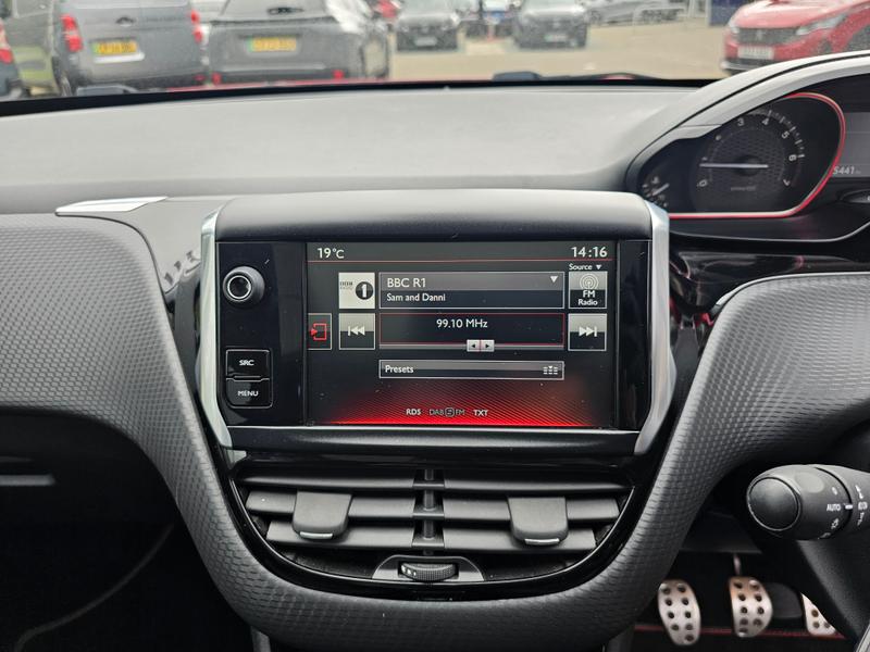 Used Peugeot 2008 2016 for sale - 76008652: Photo 19