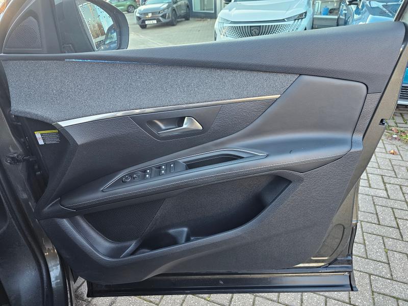 Used Peugeot 3008 2017 for sale - 76703271: Photo 13