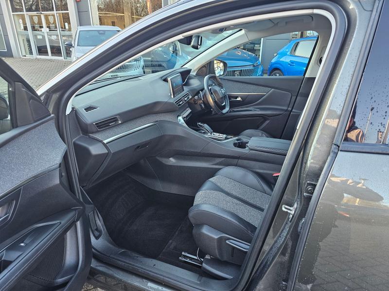 Used Peugeot 3008 2017 for sale - 76703271: Photo 25