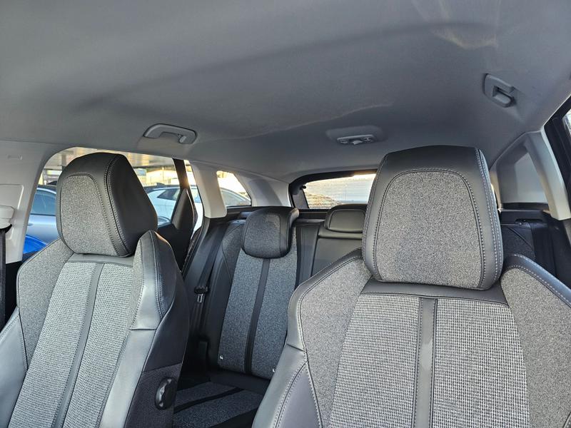 Used Peugeot 3008 2017 for sale - 76703271: Photo 28