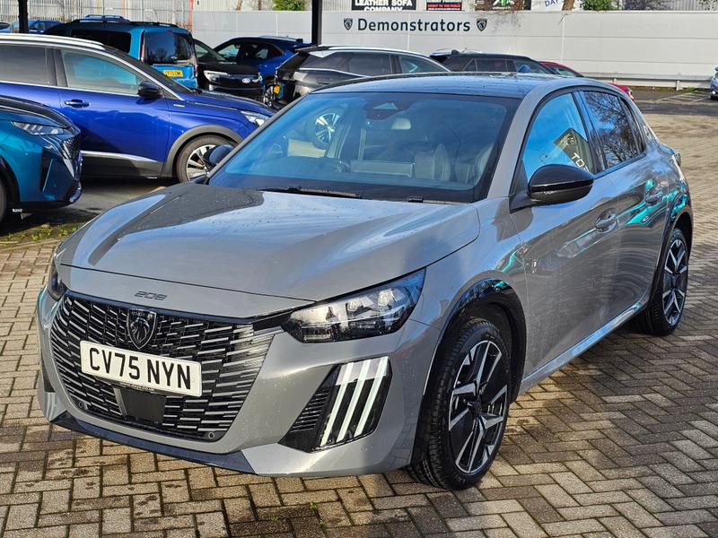 Used Peugeot 208 2025 for sale - 76960989: Photo 3