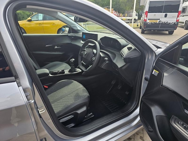 Used Peugeot 208 2025 for sale - 75632691: Photo 11