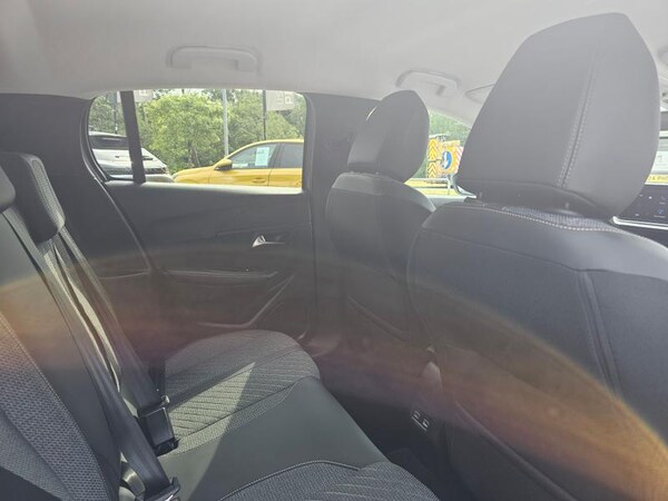 Used Peugeot 208 2025 for sale - 75632691: Photo 30