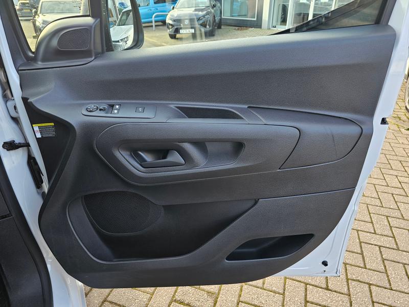 Used Citroen Berlingo 2024 for sale - 76960792: Photo 13