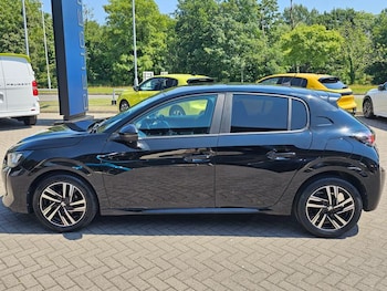 Used Peugeot 208 2023 for sale - 79170225: Photo
