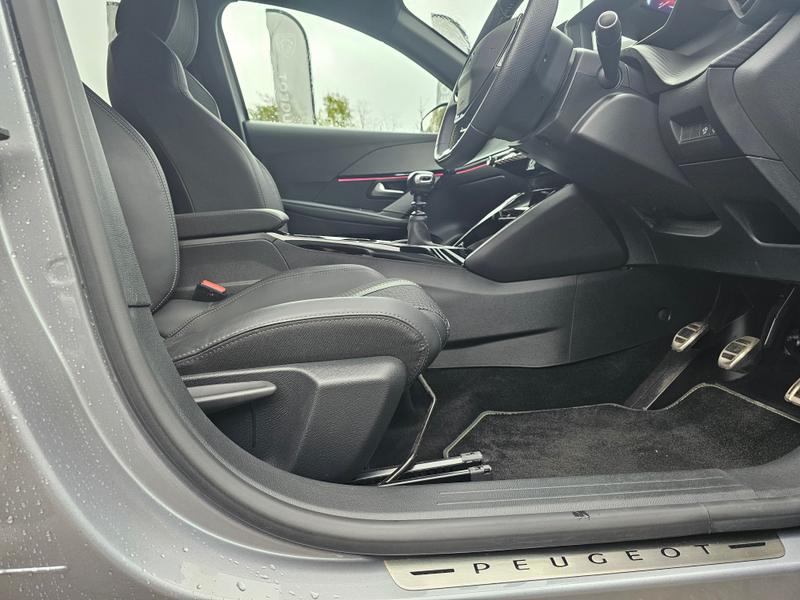 Used Peugeot 208 2023 for sale - 76452860: Photo 12