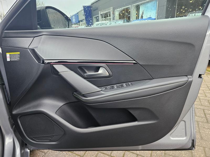 Used Peugeot 208 2023 for sale - 76452860: Photo 13
