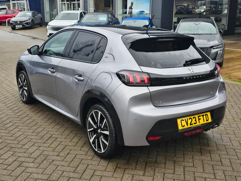 Used Peugeot 208 2023 for sale - 76452860: Photo 5