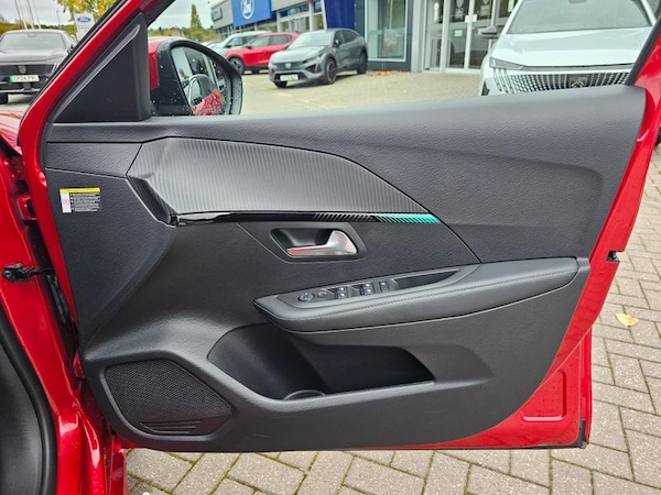 Used Peugeot 208 2022 for sale - 76290308: Photo 11