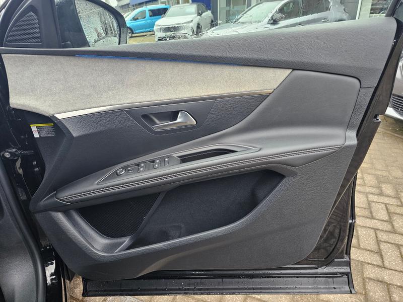 Used Peugeot 3008 2023 for sale - 77804600: Photo 13