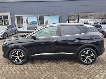 Used Peugeot 3008 2023 for sale - 77804600: Photo