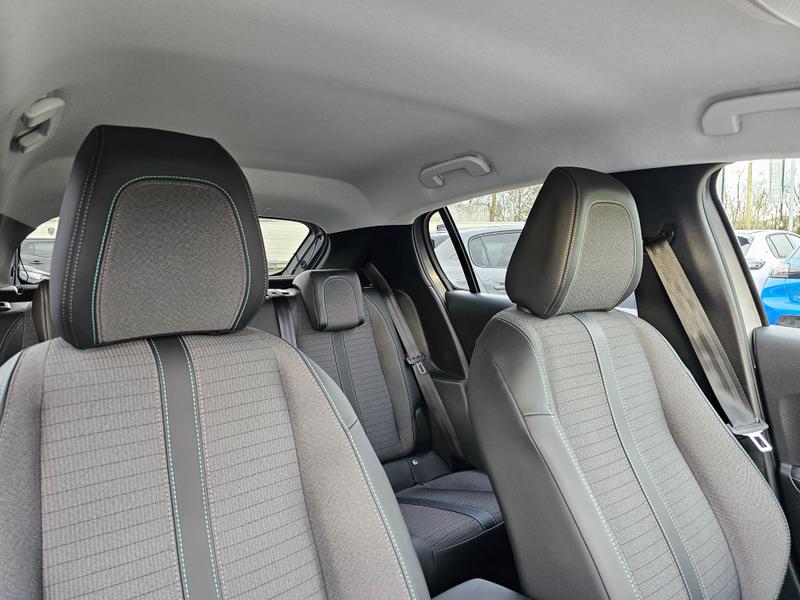 Used Peugeot 208 2021 for sale - 77025897: Photo 29