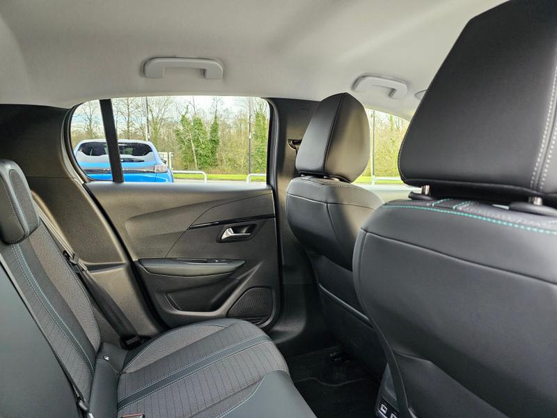 Used Peugeot 208 2021 for sale - 77025897: Photo 30