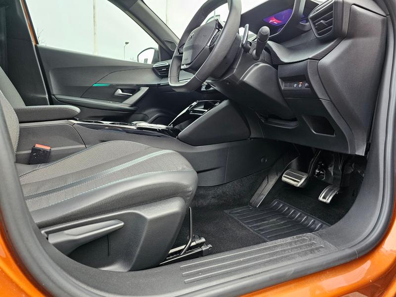 Used Peugeot 2008 2023 for sale - 77036822: Photo 11