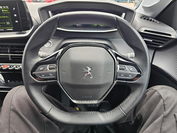 Used Peugeot 208 2021 for sale - 75021775: Photo 14