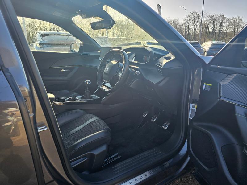 Used Peugeot 2008 2023 for sale - 77703129: Photo 11