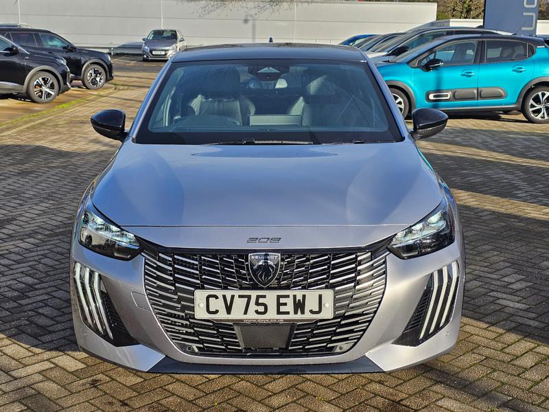 Used Peugeot 208 2025 for sale - 76960823: Photo 2