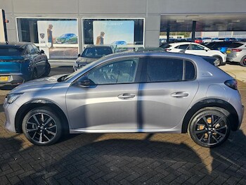 Used Peugeot 208 2023 for sale - 77703137: Photo