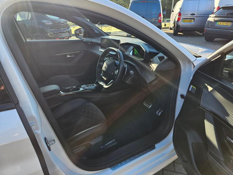 Used Peugeot 208 2022 for sale - 76046628: Photo 11