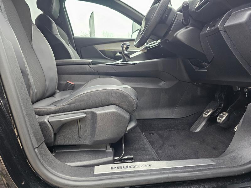 Used Peugeot 3008 2023 for sale - 76710113: Photo 12