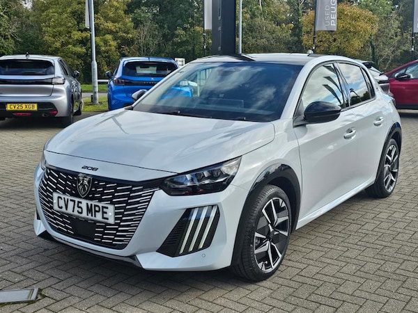 Used Peugeot 208 2025 for sale - 76222599: Photo 3