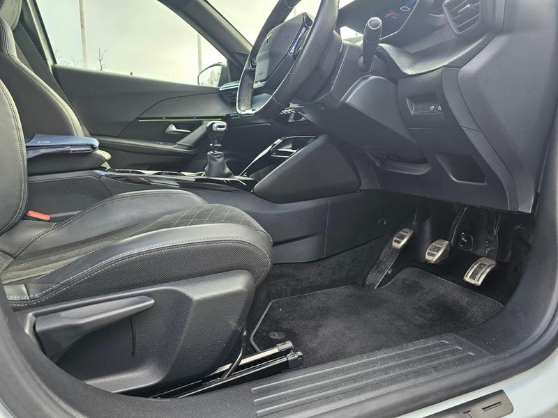 Used Peugeot 2008 2021 for sale - 77834336: Photo 12
