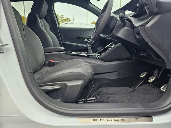 Used Peugeot 208 2025 for sale - 76290306: Photo 12