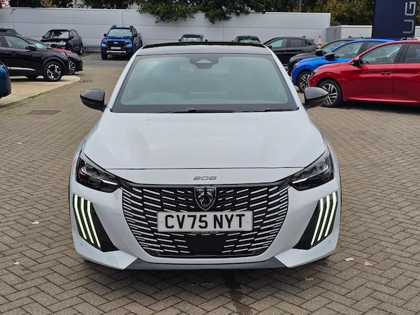 Used Peugeot 208 2025 for sale - 76290306: Photo 2