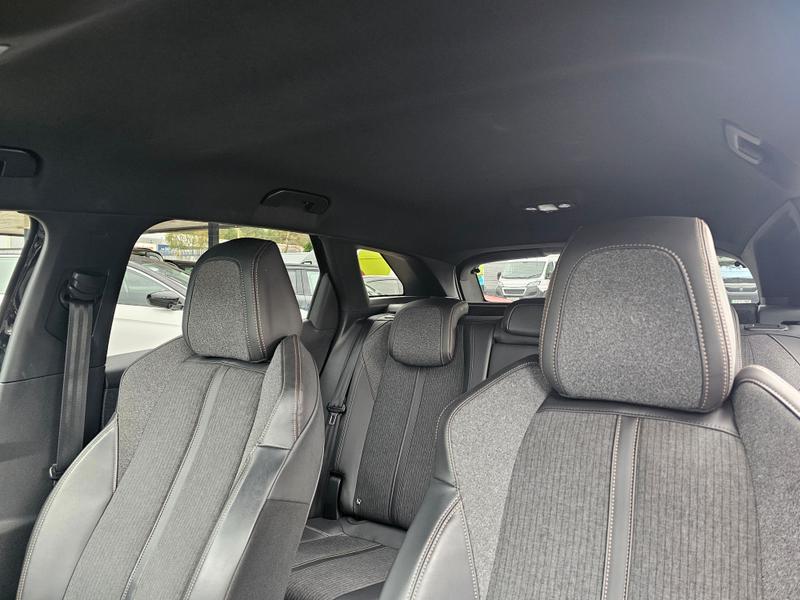Used Peugeot 3008 2018 for sale - 76415802: Photo 27