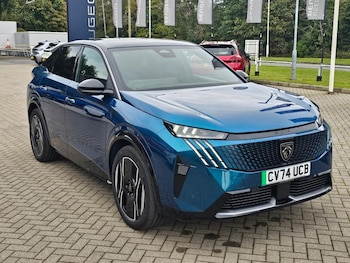 Peugeot - E-3008